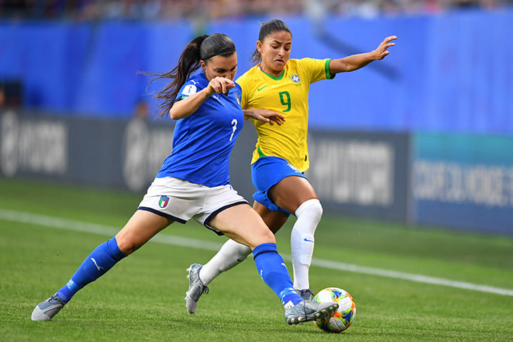 Сдаёт ли позиции американский женский футбол?